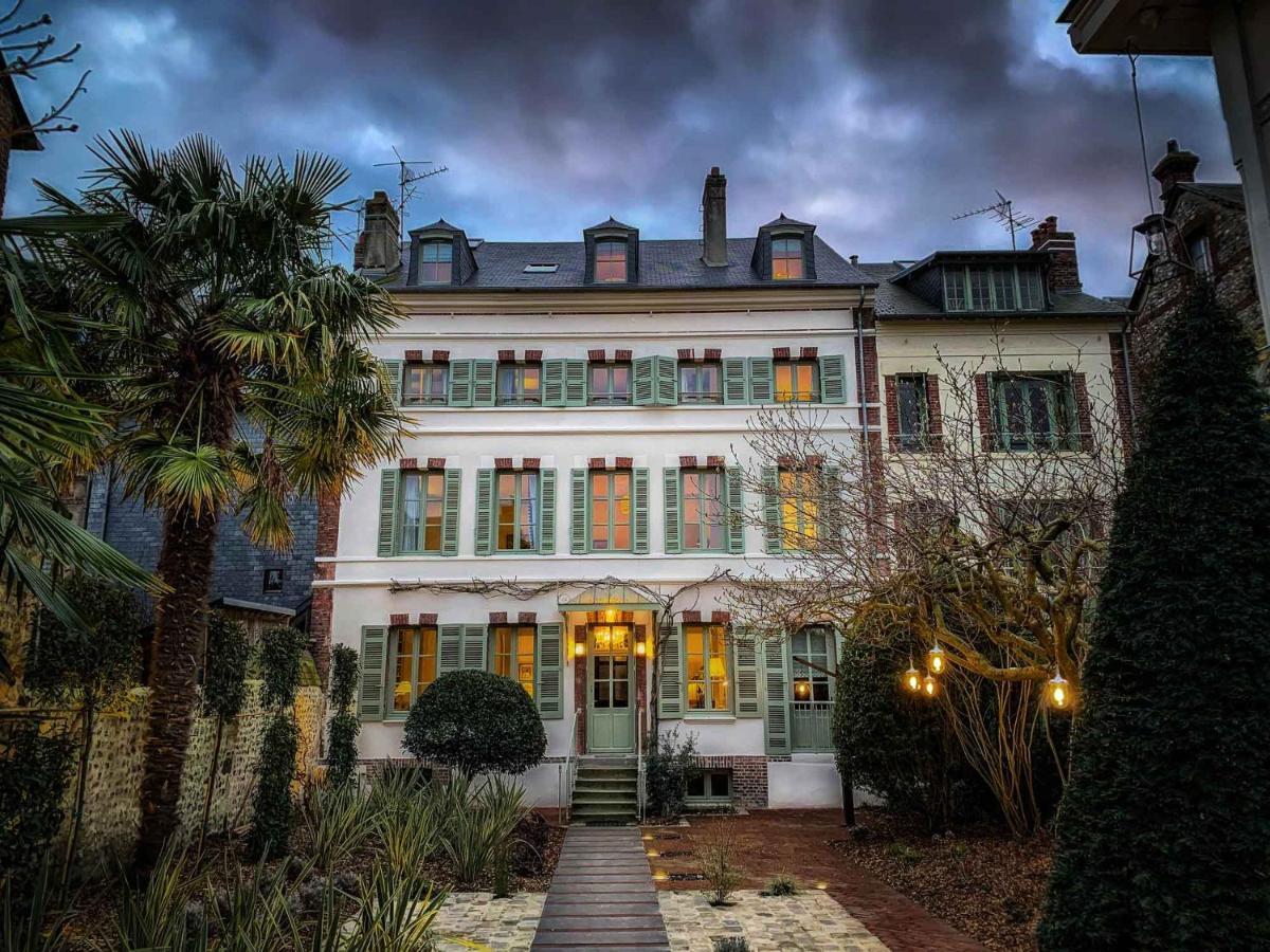 La Petite Folie Bed & Breakfast Honfleur Bagian luar foto