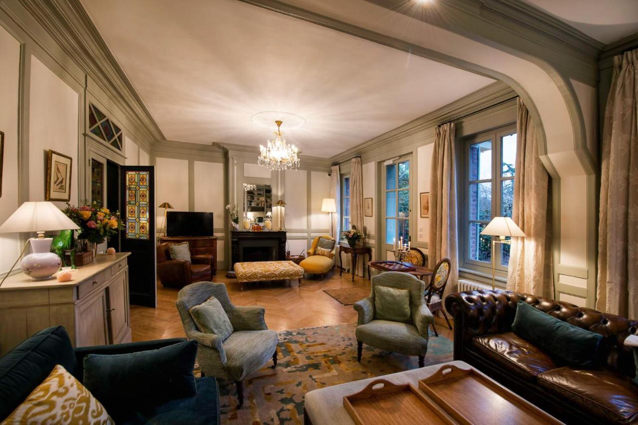 La Petite Folie Bed & Breakfast Honfleur Bagian luar foto